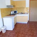 شقة Katja