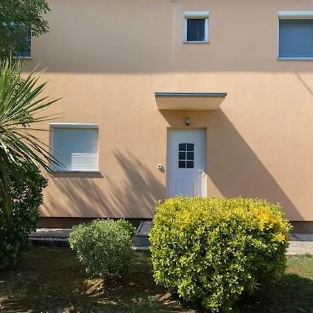 Katja Apartament *